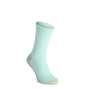 Skarpety turystyczne damskie Smartwool Classic Hike Light Cushion Crew. Zielone skarpetki Smartwool, bez wzorów. Za 75,99 zł.