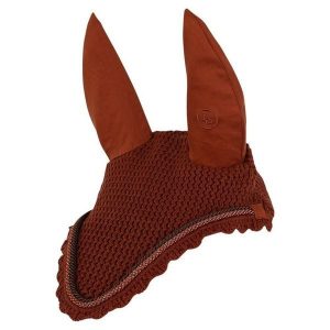 Krótka czapka dla konia BR Equitation Event. Brązowe czapki BR, bez wzorów, z materiału, eleganckie. Za 149,00 zł.