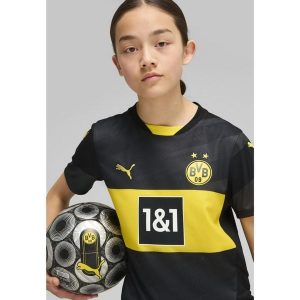 Młodzieżowa koszulka wyjazdowa Borussia Dortmund 24/25 PUMA Black Faster Yellow. Czarna bluzki Puma, m, bez wzorów, młodzieżowe, bez kołnierzyka, bez ramiączek. Za 287,30 zł.