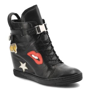 Czarne Sneakersy Simen Ocieplane Skórzane Buty. Czarne botki Simen, ze skóry, bez obcasa, na koturnie, bez zapięcia. Za 289,00 zł.