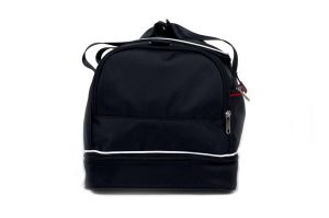 Torba sportowa KJUST SP61NU (43L). Czarne torby podróżne i sportowe KJUST, bez wzorów, z materiału, na ramię. Za 237,00 zł.