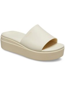 Crocs Klapki "Brooklyn" w kolorze kremowym rozmiar: 42/43. Brązowe klapki Crocs, bez wzorów, z otwartym noskiem, bez obcasa, na platformie. Za 149,31 zł.