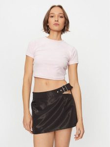 Juicy Couture T-Shirt Kailey JCSSC223421381 Różowy Regular Fit. Czerwone t-shirty Juicy Couture, l, bez wzorów, z syntetyku, bez kołnierzyka, bez ramiączek. Za 239,99 zł.