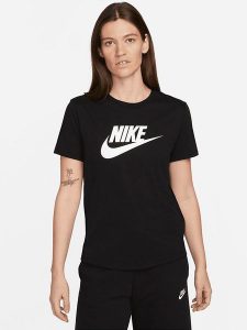 Nike Sportswear Koszulka w kolorze czarnym rozmiar: M. Czarne bluzki Nike Sportswear, m, bez wzorów, bez kołnierzyka, bez ramiączek. Za 122,96 zł.