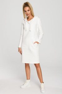 Sukienka sportowa jak długa bluza z kapturem ecru bawełna premium. Sukienki Sukienki.shop, na co dzień, xl, bez wzorów, z bawełny, sportowe, bez kołnierzyka, bez ramiączek, maxi, sportowe. Za 359,00 zł.