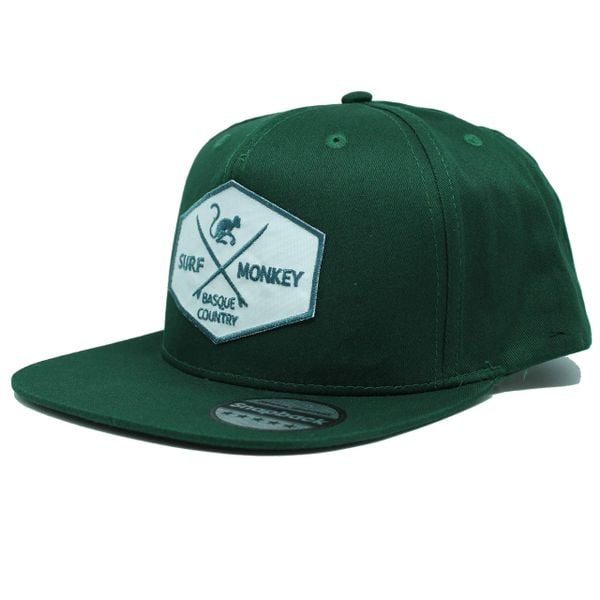 Czapka Trucker – Płaski daszek – Snapback / Dorośli (Butelkowa zieleń). Zielone czapki SURF MONKEY, bez wzorów, z bawełny, sportowe. Za 139,95 zł.