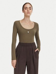 Guess Body V4YP07 J1314 Khaki Slim Fit. Brązowe body i gorsety Guess, z aplikacjami, z bawełny. Za 194,99 zł.