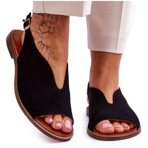Zamszowe Sandały Damskie Lewski Shoes 3220/X Czarne. Czarne sandały bez wzorów, ze skóry, bez obcasa, na płaskiej podeszwie, bez zapięcia. Za 432,39 zł.
