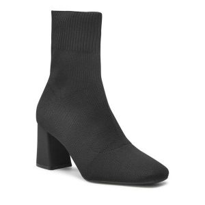 Botki Jenny Fairy. Czarne botki Jenny Fairy, bez wzorów, bez obcasa, na słupku, bez zapięcia. Za 169,99 zł.