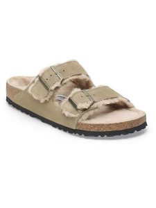 Birkenstock Skórzane klapki "Arizona Shearling" w kolorze szarobrązowym rozmiar: 36. Brązowe klapki Birkenstock, bez wzorów, z otwartym noskiem, bez obcasa. Za 439,24 zł.