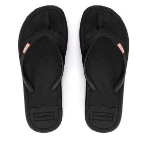 Japonki Hunter. Czarne klapki Hunter, bez wzorów, bez obcasa. Za 129,99 zł.
