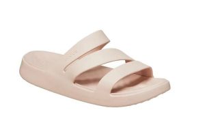 Klapki damskie Crocs 2095876UR. Czerwone klapki Crocs, bez wzorów, z materiału, bez obcasa. Za 199,99 zł.