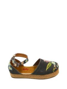 Calceo Espadryle w kolorze czarnym ze wzorem rozmiar: 39. Czarne espadryle Calceo, bez wzorów, bez obcasa. Za 210,81 zł.