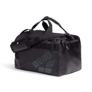 Torba sportowa Arena All Set 25 L czarna. Czarne torby podróżne i sportowe Arena, bez wzorów, z materiału, na ramię. Za 129,00 zł.
