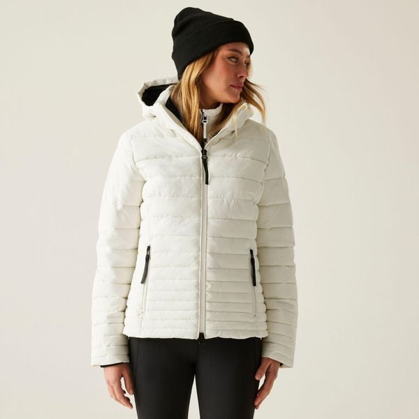 Kurtka damska zimowa ocieplana Kelane. Białe kurtki Regatta, na zimę, bez wzorów, z puchu, bez kaptura. Za 399,99 zł.