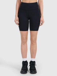 4F Legginsy sportowe w kolorze czarnym rozmiar: L. Czarne legginsy 4f, l, bez wzorów, z materiału, z podwyższonym stanem, outdoorowe. Za 92,21 zł.