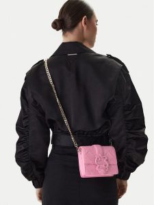 Just Cavalli Torebka 80RA4BM3 Różowy. Czerwone torebki klasyczne Just Cavalli, bez wzorów, ze skóry, bez dodatków. Za 626,99 zł.