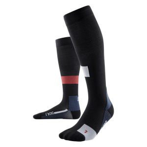 Skarpety kompresyjne sportowe damskie CEP The Run Limited wysokie. Białe skarpetki CEP, bez wzorów. Za 199,00 zł.