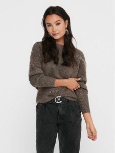 ONLY Sweter 15168705 Brązowy Regular Fit. Brązowe swetry klasyczne ONLY, s, z syntetyku, bez kołnierzyka. Za 189,99 zł.