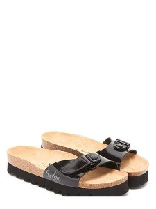 Sunbay Klapki w kolorze czarnym rozmiar: 39. Czarne klapki Sunbay, bez wzorów, z otwartym noskiem, bez obcasa, na platformie. Za 159,95 zł.