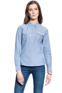 DAMSKA KOSZULA MATERIAŁOWA LEE SLIM WESTERN SHIRT SUMMER BLUE L45RHONJ 112110416. Niebieskie koszule Lee, l, bez wzorów, z materiału, bez kołnierzyka, bez ramiączek. Za 129,99 zł.