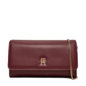 Torebka Tommy Hilfiger. Czerwone torebki klasyczne TOMMY HILFIGER, bez wzorów, bez dodatków. Za 349,99 zł.