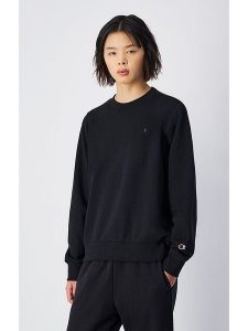 Champion Bluza w kolorze czarnym rozmiar: XL. Czarne bluzy Champion, xl, bez wzorów, bez kaptura. Za 131,74 zł.