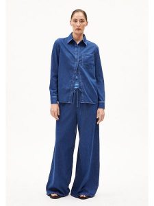 Armedangels Spodnie "Kelaani" w kolorze granatowym rozmiar: M. Niebieskie spodnie z wysokim stanem ARMEDANGELS, bez wzorów, z bawełny, z podwyższonym stanem. Za 303,78 zł.