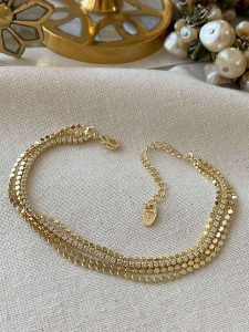 Luseera Pozłacana bransoletka z cyrkoniami rozmiar: onesize. Żółte bransoletki Luseera, z cyrkonią, pozłacane. Za 43,99 zł.