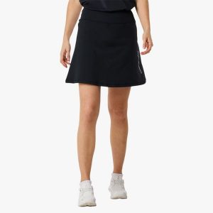 Spódnica treningowa damska Swedemount Core 2-In-1 Skirt szybkoschnąca. Czarne spódnice SWEDEMOUNT, bez wzorów, sportowe. Za 147,00 zł.