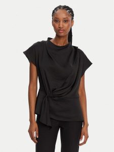 Bruuns Bazaar Bluzka Acacia BBW4427 Czarny Regular Fit. Czarne bluzki Bruuns Bazaar, bez wzorów, z syntetyku, bez kołnierzyka, bez ramiączek. Za 199,99 zł.