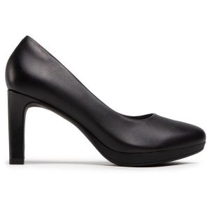 Czółenka Clarks. Czarne czółenka Clarks, bez wzorów, bez obcasa, bez zapięcia. Za 319,99 zł.