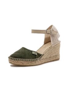 Natural world Czółenka w kolorze oliwkowo-beżowym na koturnie rozmiar: 37. Brązowe czółenka Natural World, bez wzorów, bez obcasa, na koturnie, bez zapięcia. Za 165,99 zł.