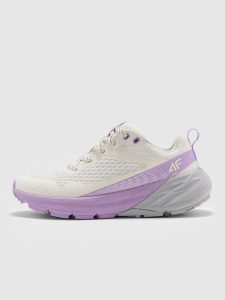 4F Niskie sneakersy SPEED HIKER damskie - fioletowe 39. Fioletowe buty sportowe 4f, bez wzorów, z gumy, bez zapięcia, trekkingowe. W wyprzedaży za 199,99 zł.