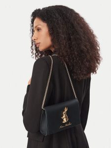 LOVE MOSCHINO Torebka JC4281PP0PKW0000 Czarny. Czarne torebki klasyczne LOVE MOSCHINO, bez wzorów, ze skóry, bez dodatków. Za 656,99 zł.