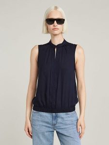 G-Star Bluzka w kolorze granatowym rozmiar: S. Niebieskie bluzki G-Star, s, bez wzorów, z wiskozy, klasyczne, bez kołnierzyka, bez ramiączek. Za 135,49 zł.