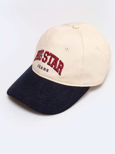 BIG STAR Czapka w kolorze beżowo-czarnym rozmiar: onesize. Brązowe czapki Big Star, bez wzorów, z bawełny, retro. Za 39,99 zł.