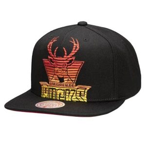 Czapka z daszkiem Mitchell & Ness NBA Milwaukee Hardwood Classics - 6HSSMM20017. Czarne czapki MITCHELL & NESS, bez wzorów, sportowe. Za 99,00 zł.