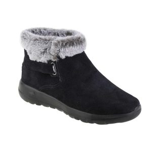 Buty zimowe damskie, Skechers On The Go Joy - First Glance. Czarne buty trekkingowe Skechers, bez zapięcia. Za 359,99 zł.