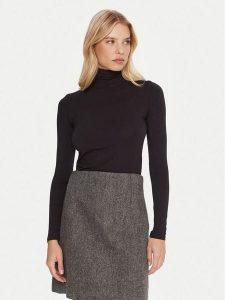 Weekend Max Mara Golf Multif 2525946022 Czarny Slim Fit. Czarne golfy Weekend Max Mara, bez wzorów, z wiskozy. Za 359,99 zł.