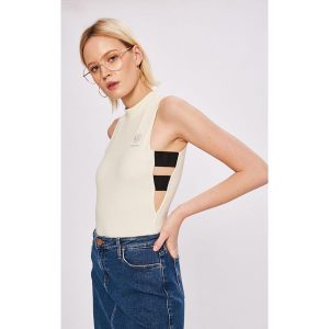 Reebok Classic - Top. Topy marki Reebok Classic. W wyprzedaży za 159,90 zł.