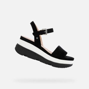 Sandały damskie Geox Gardenia. Czarne sandały Geox, bez wzorów, bez obcasa, bez zapięcia. Za 453,00 zł.