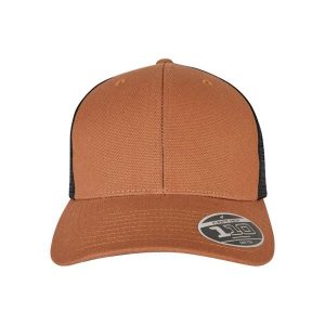 Czapka z płótna Flexfit 110 Structured Trucker. Brązowe czapki FLEXFIT, bez wzorów, z materiału. Za 106,70 zł.