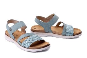 INBLU FA-05 008 błękitny, sandały damskie. Niebieskie sandały Inblu, bez wzorów, bez obcasa, bez zapięcia. Za 101,90 zł.