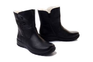 RIEKER TEX Z7172-00 black, botki damskie. Czarne botki Rieker, na zimę, bez wzorów, z wełny, bez obcasa, bez zapięcia. Za 399,90 zł.