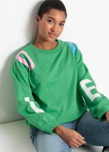 Bluza oversize z miękkiej mieszanki bawełny. Zielone bluzy bonprix, bez wzorów, z bawełny, bez kaptura. Za 99,99 zł.