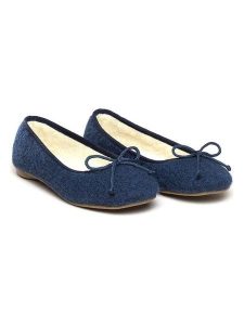 Freyling Kapcie w kolorze granatowym rozmiar: 36. Niebieskie kapcie Freyling, bez wzorów, z materiału. Za 130,99 zł.