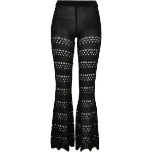 Legginsy Damskie Z Dzianiny Szydełkowej Z Rozszerzanymi Nogawkami. Czarne legginsy Urban Classics, bez wzorów, z dzianiny. Za 204,99 zł.