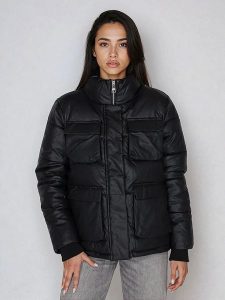 Steve Madden Kurtka przejściowa w kolorze czarnym rozmiar: XL. Czarne kurtki Steve Madden, xl, bez wzorów, bez kaptura. Za 173,99 zł.