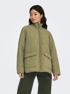 JDY Kurtka pikowana "Raya" w kolorze zielonym rozmiar: M. Zielone kurtki JDY, m, bez wzorów, bez kaptura. Za 145,60 zł.